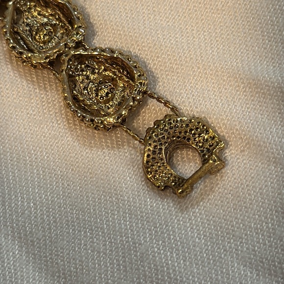 Vintage Y2K Gold Toned Heart Jewel Slide Bracelet 7 1/4” Style Classy Simple - Picture 7 of 7